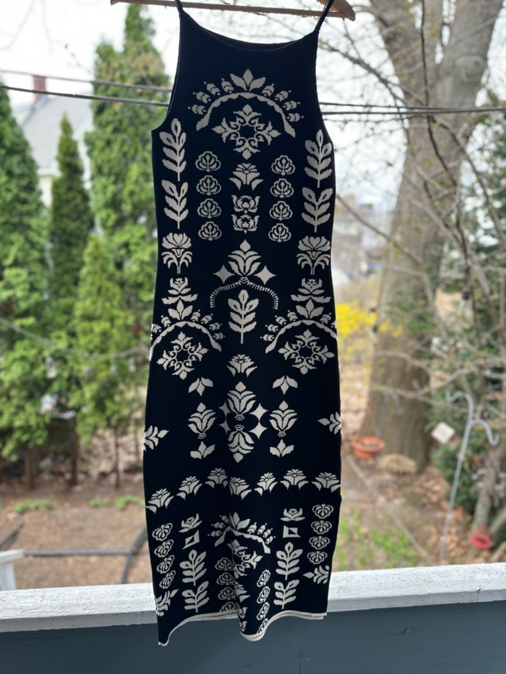 House of Harlow 1960 Black Maxi Skirt with White Floral Motif